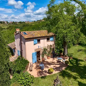 Con Patio Privato E Giardino Tra Pisa E Firenze Palaia
