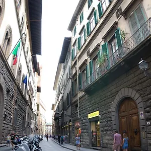 https://proconsolo-superior-apartment.it-tuscanyhotel.com
